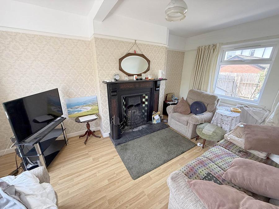 13 Chesham Drive