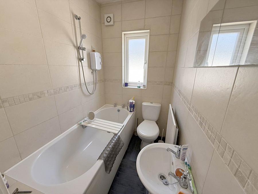 13 Chesham Drive