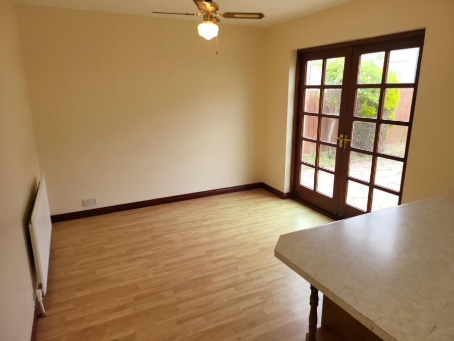 6 Chestnut Grove