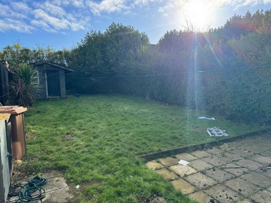 17 Westfield Gardens