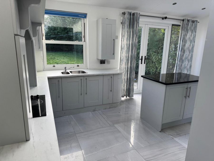 17 Westfield Gardens