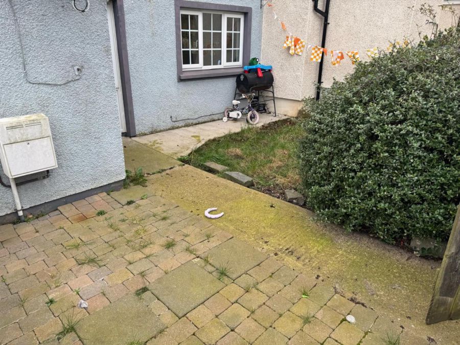 111 Lurgan Tarry