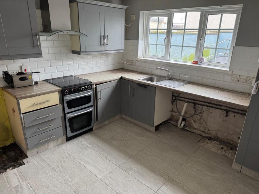 111 Lurgan Tarry