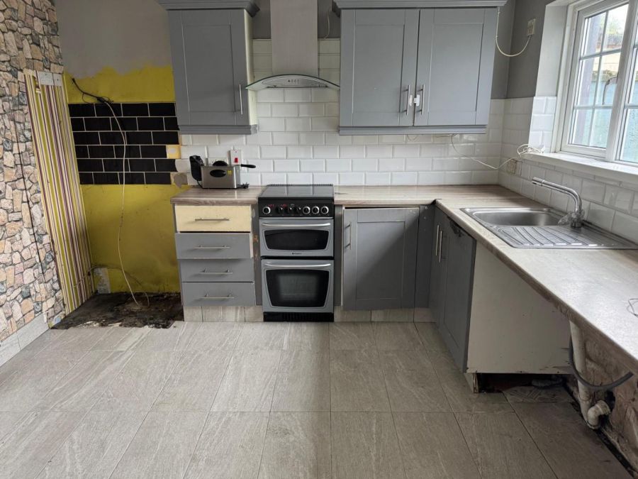 111 Lurgan Tarry