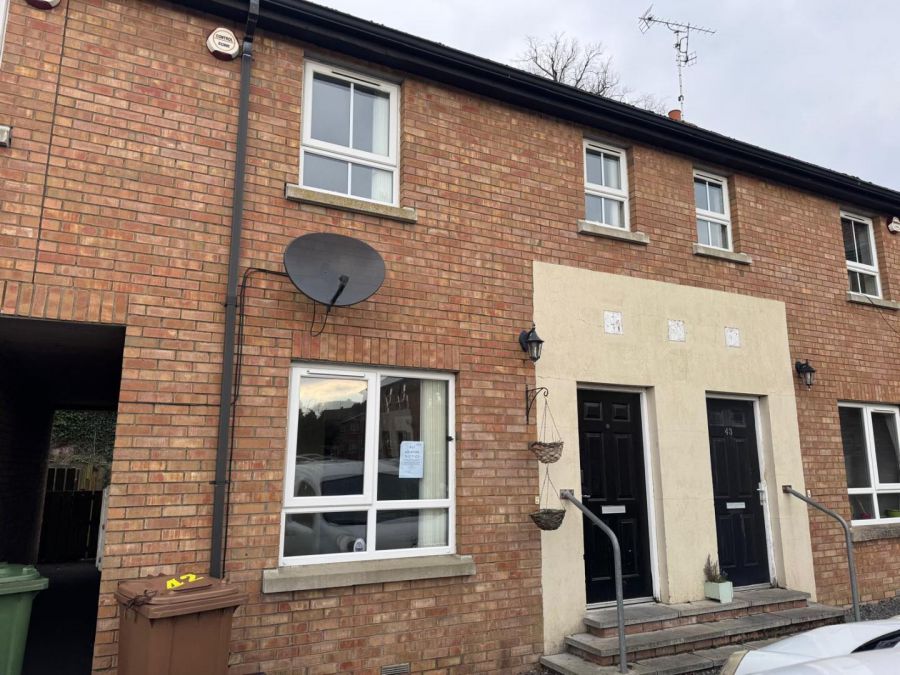 42 Castle Lane Mews