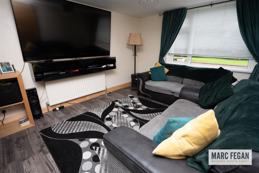 19 Brookvale Walk