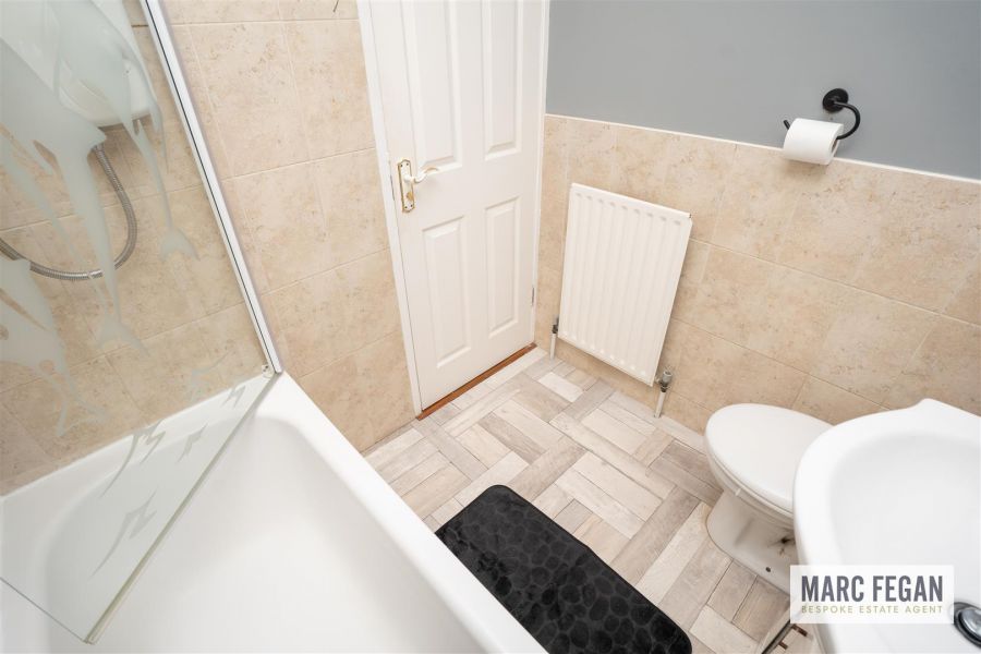 19 Brookvale Walk