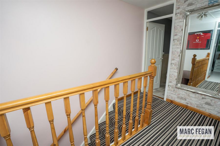 19 Brookvale Walk