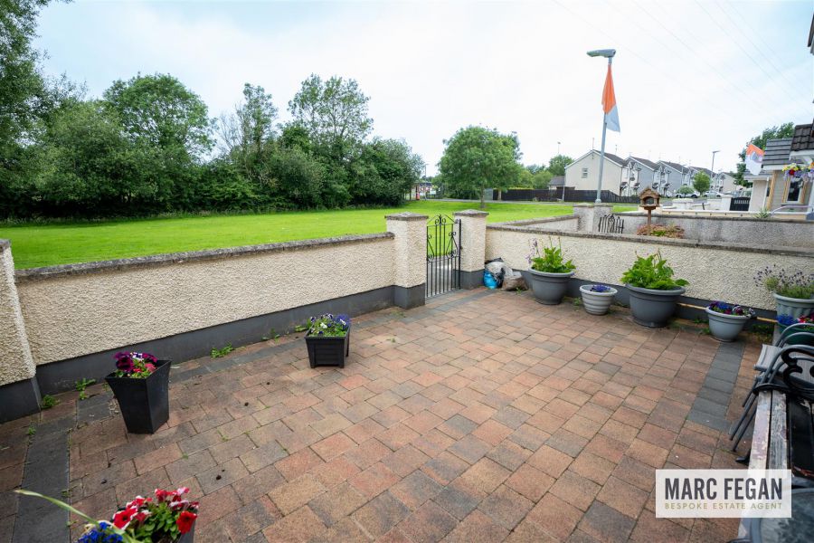 19 Brookvale Walk