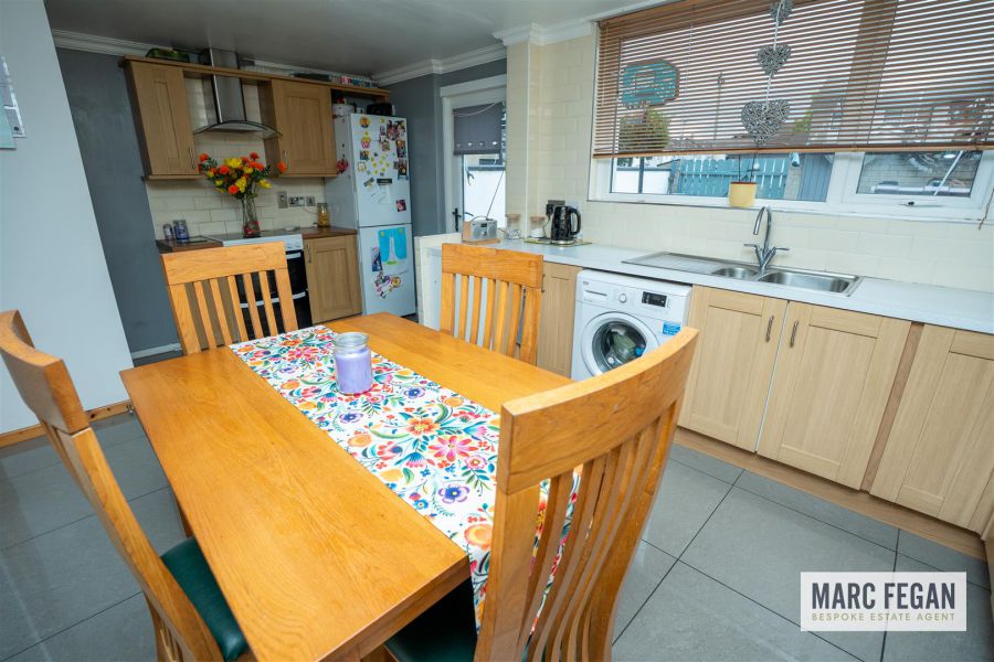 19 Brookvale Walk
