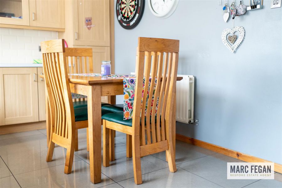 19 Brookvale Walk