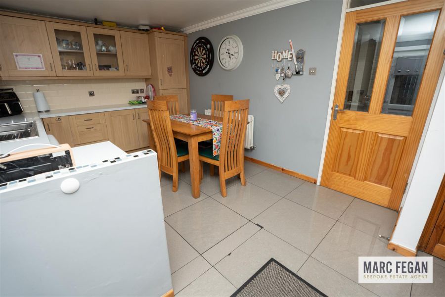 19 Brookvale Walk