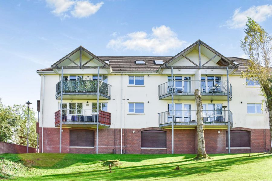 25 Silverwood Court