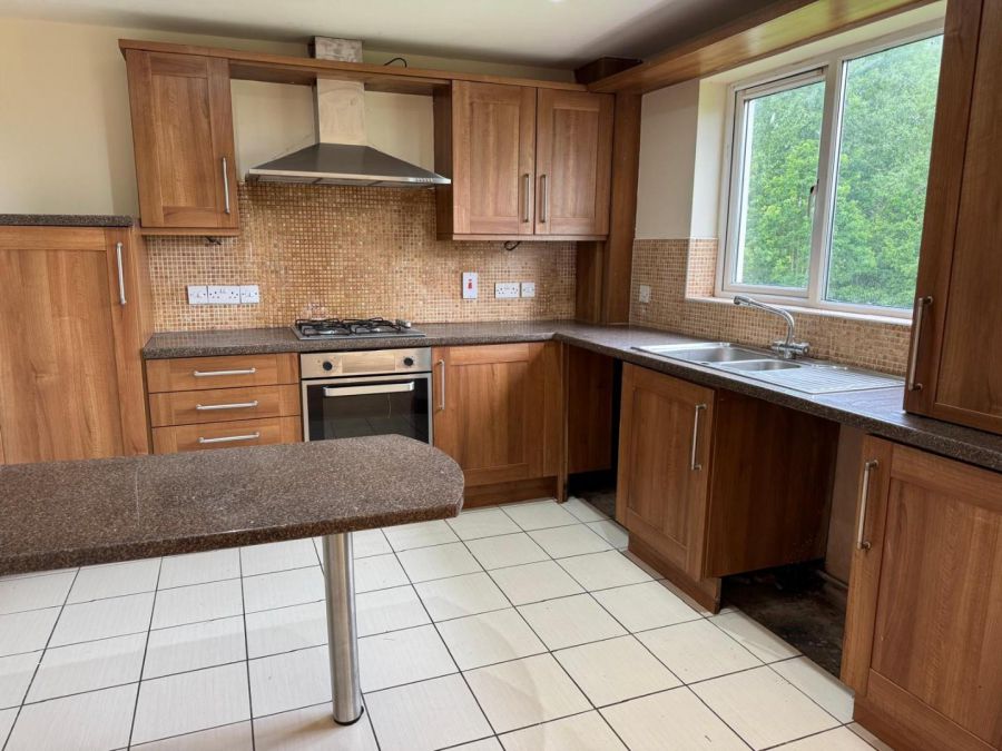 25 Silverwood Court