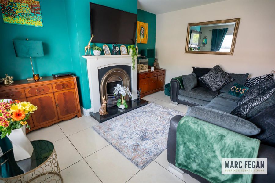 15 Bann Close