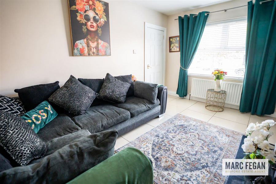 15 Bann Close