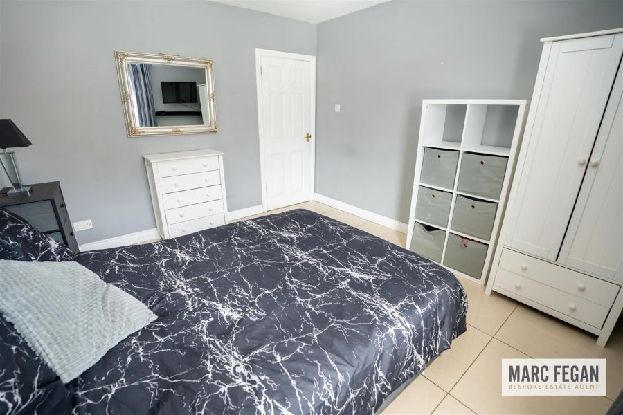 15 Bann Close