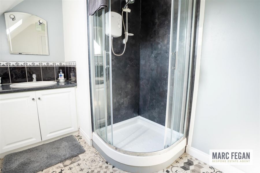 15 Bann Close 15 Bann Close