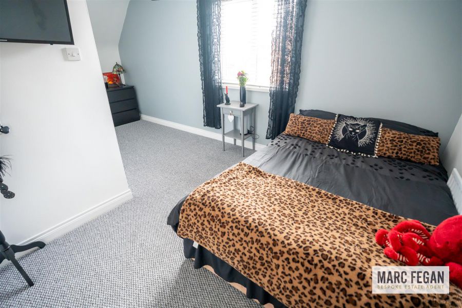 15 Bann Close