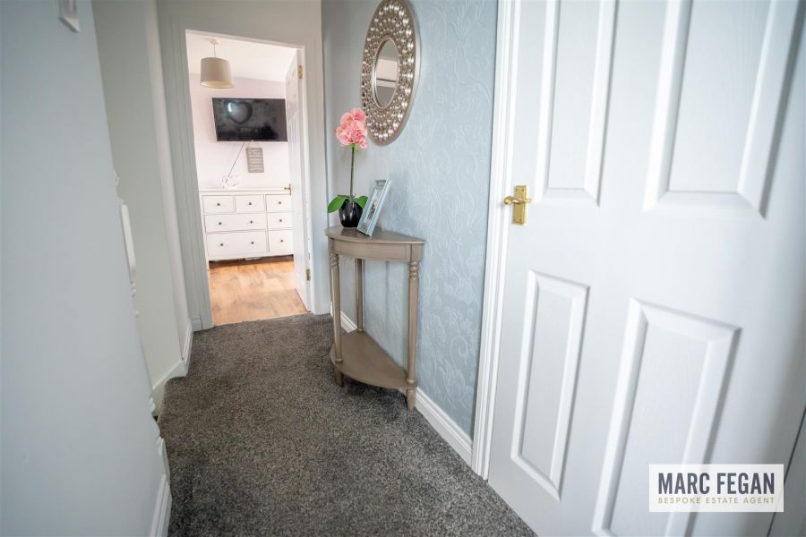 15 Bann Close