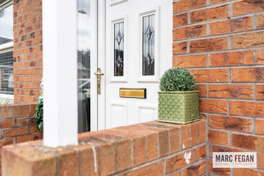 15 Bann Close