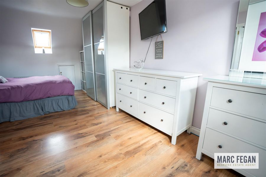 15 Bann Close