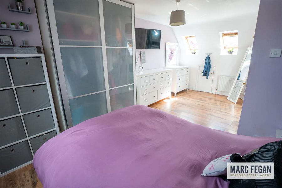 15 Bann Close