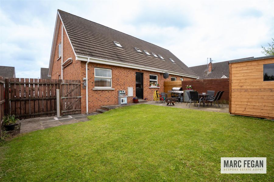 15 Bann Close