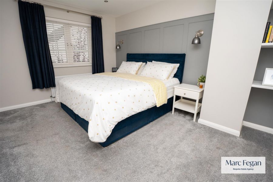 22 Headington Manor