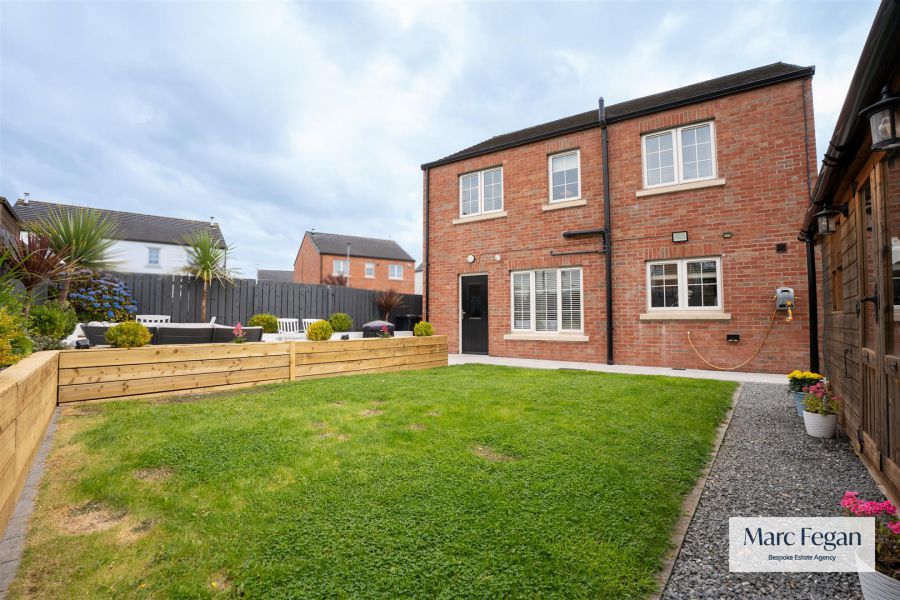 22 Headington Manor