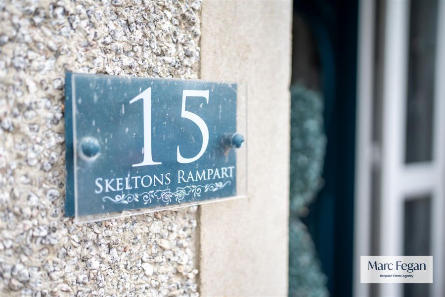 15 Skeltons Rampart