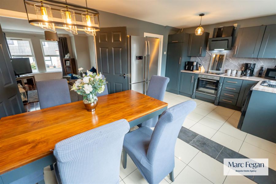 18 Collingwood Avenue