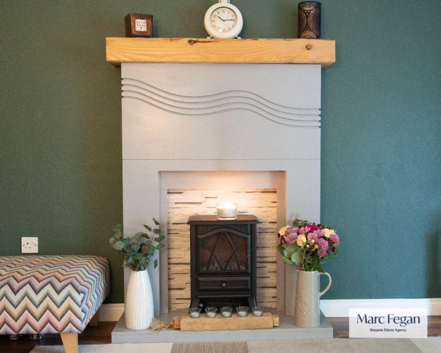 144 Pinebank