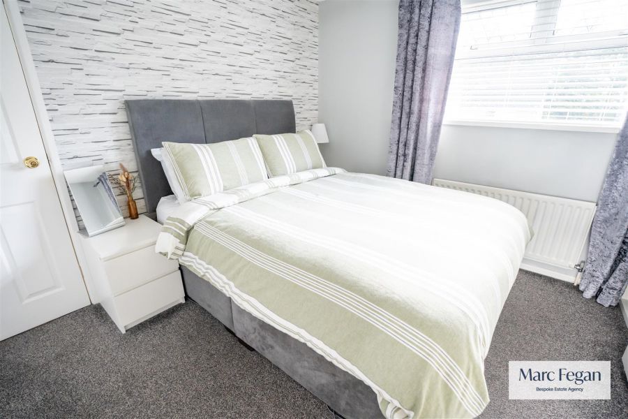 144 Pinebank