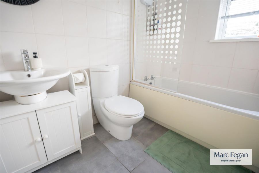 144 Pinebank 144 Pinebank