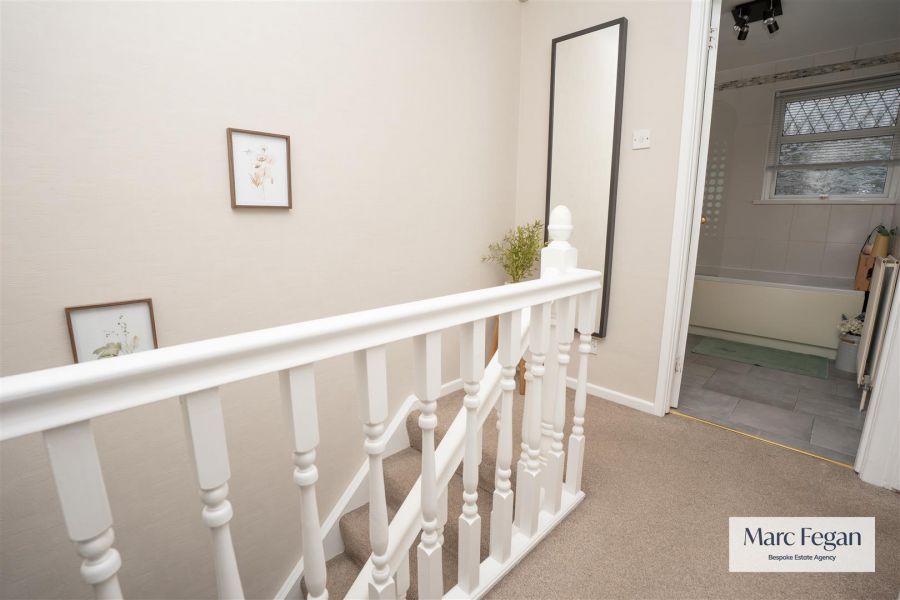 144 Pinebank
