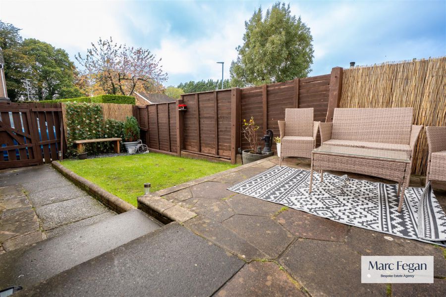 144 Pinebank