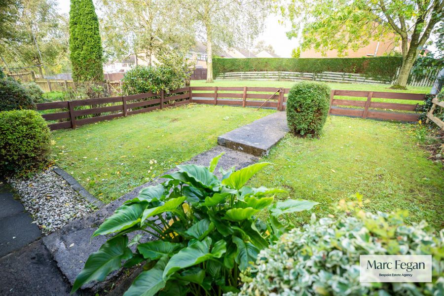 144 Pinebank 144 Pinebank