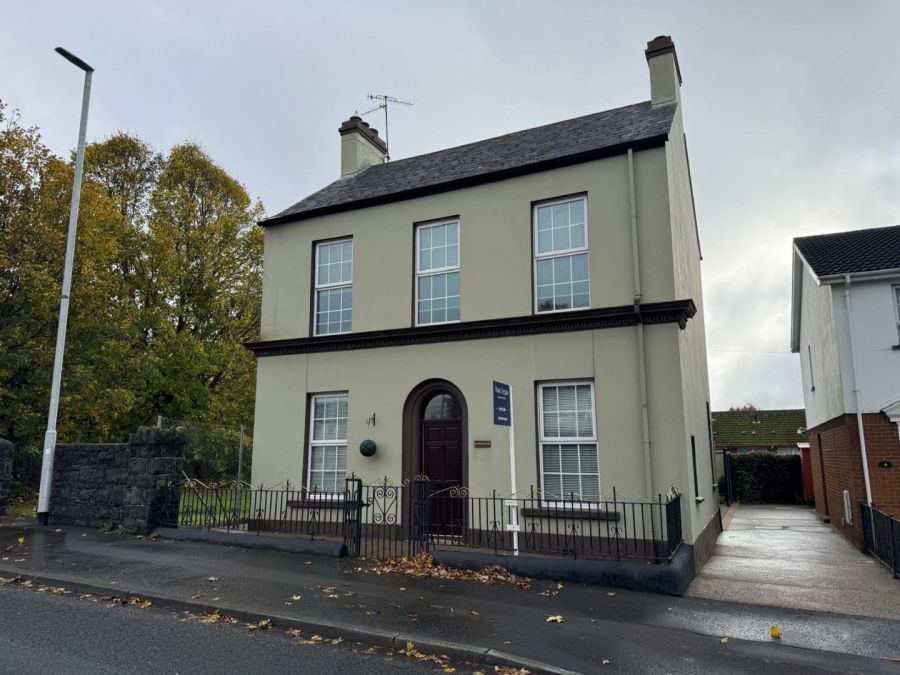 2 Parkview Street