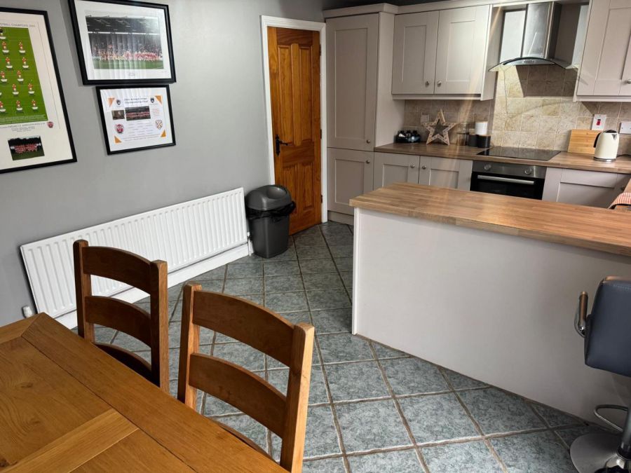 32 Allengrove