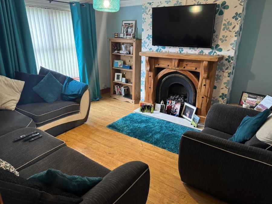 32 Allengrove