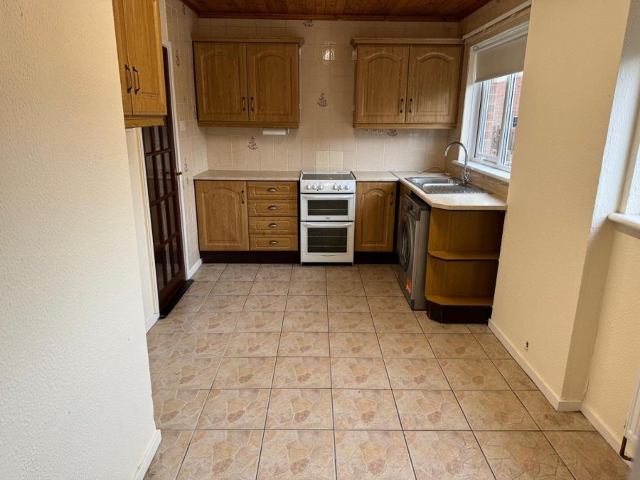 28 Glenavon Crescent 28 Glenavon Crescent