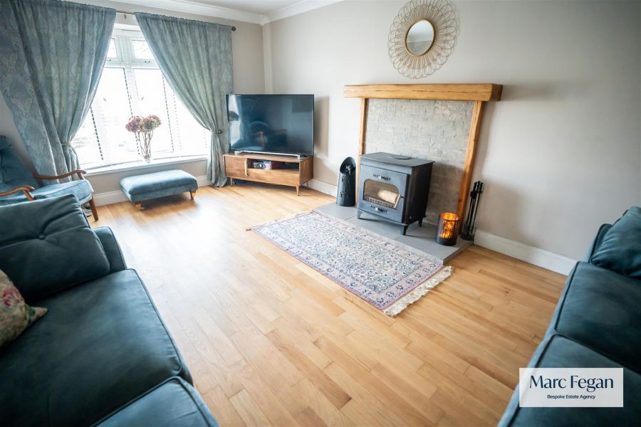 31 Annesborough Park