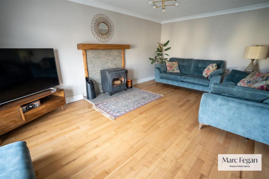 31 Annesborough Park