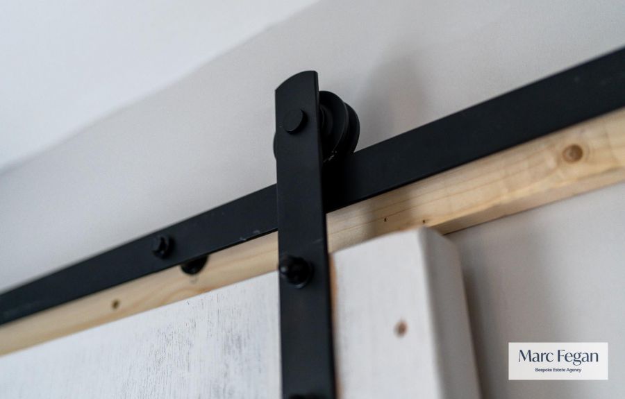 31 Annesborough Park