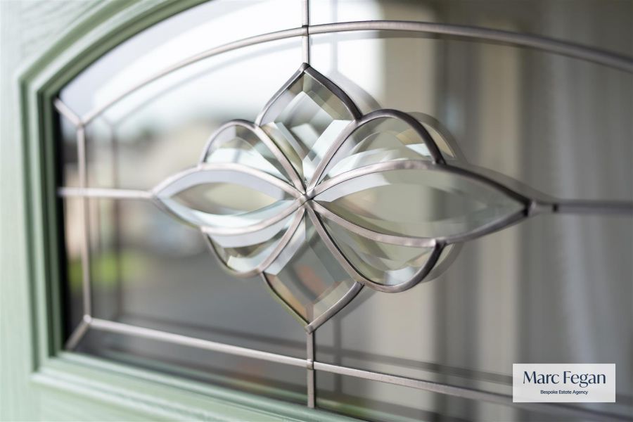 31 Annesborough Park