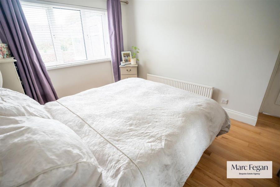 31 Annesborough Park