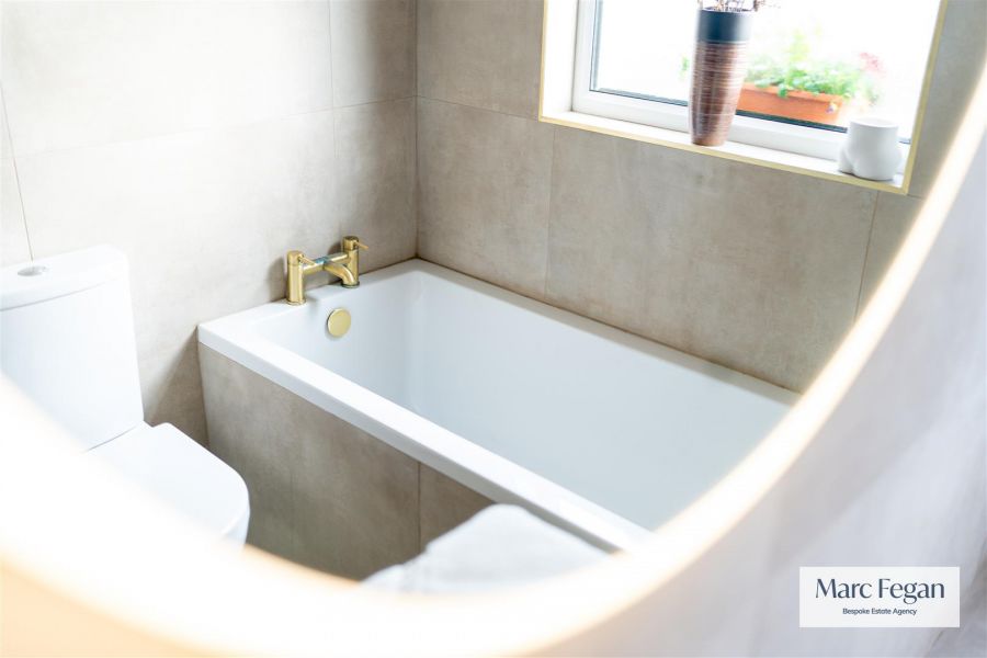 31 Annesborough Park