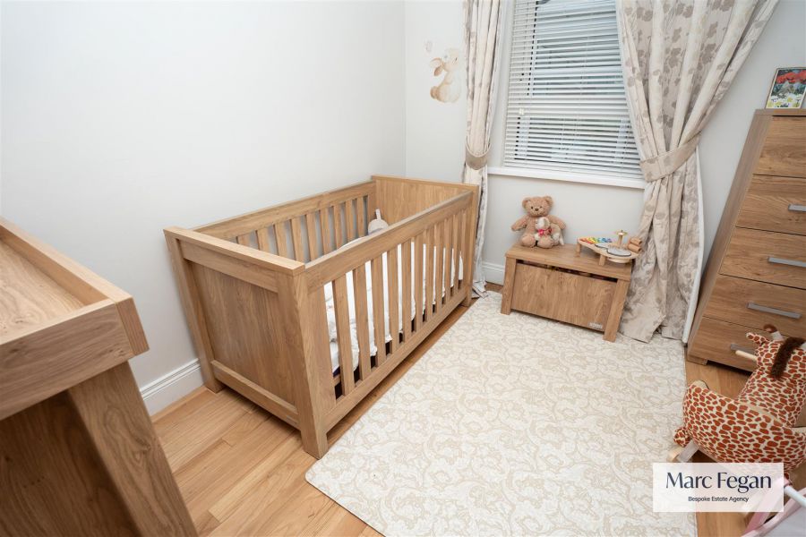 31 Annesborough Park