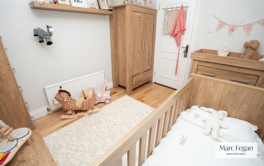 31 Annesborough Park